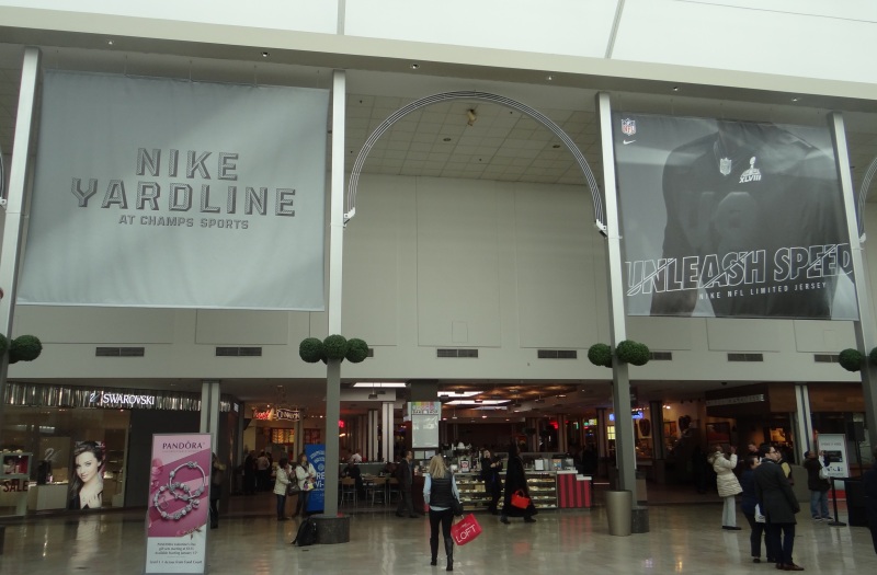 Super wide format vinyl banners for Nike event at Mall.  Printing on vinyl and Vinyl mesh up to 16' wide .