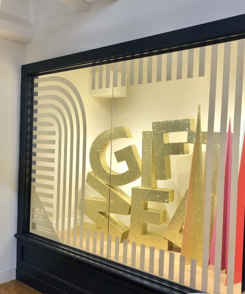3D gold glitter letters for retail windows
